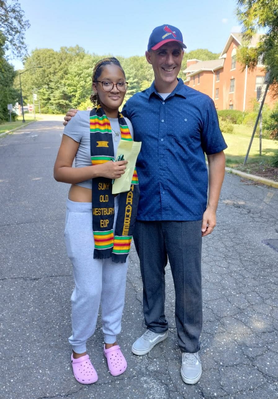 Tanzaniea (a Floyd grad, Class of 2022) started her first semester at SUNY Old Westbury. 